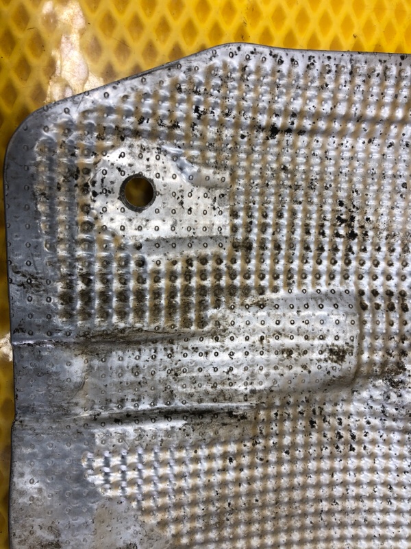 Экран тепловой Porsche Cayenne 2008 957