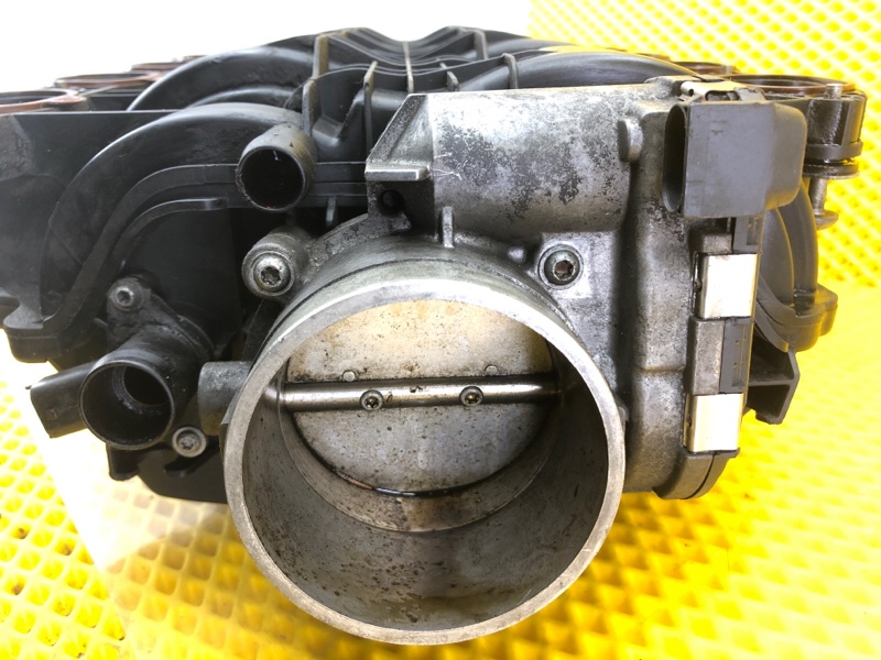 Коллектор впускной Porsche Cayenne 2008 957