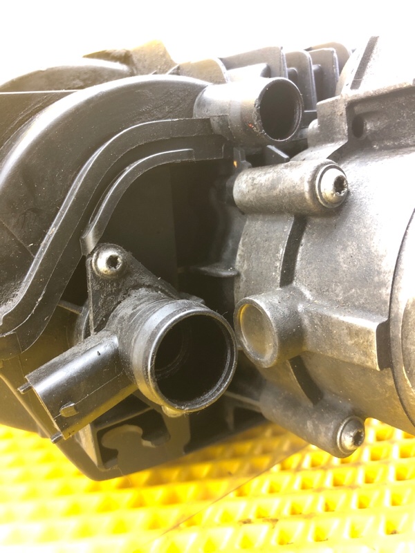 Коллектор впускной Porsche Cayenne 2008 957