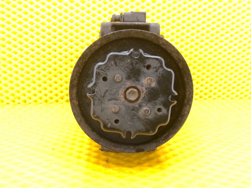 Компрессор кондиционера Porsche Cayenne 2008 957