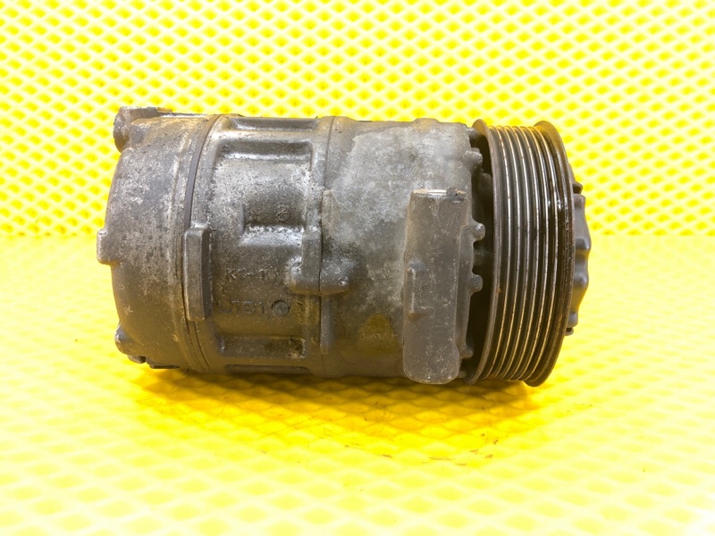 Компрессор кондиционера Porsche Cayenne 2008 957