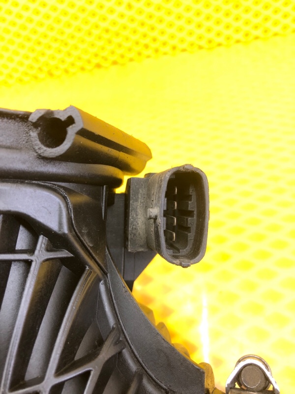 Патрубок воздушного фильтра Porsche Cayenne 2008 957