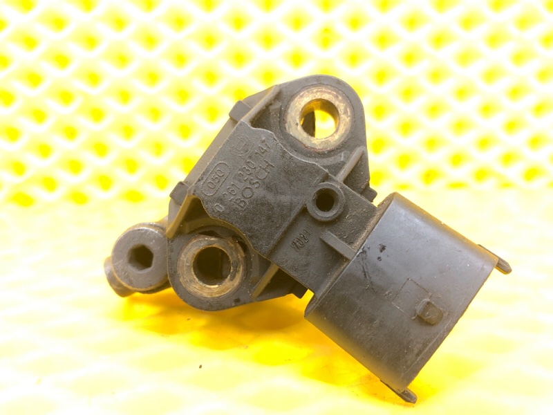 Датчик давления масла Porsche Cayenne 2008 957