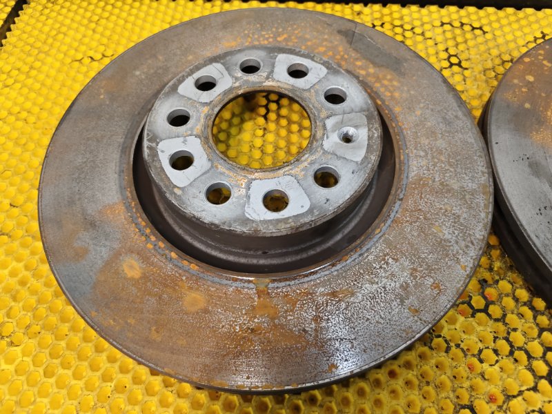 Диск тормозной передний Volkswagen Tiguan