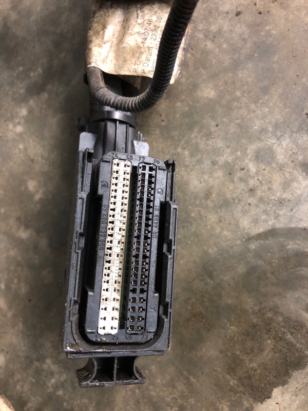 Проводка двигателя Porsche Cayenne 2008 957