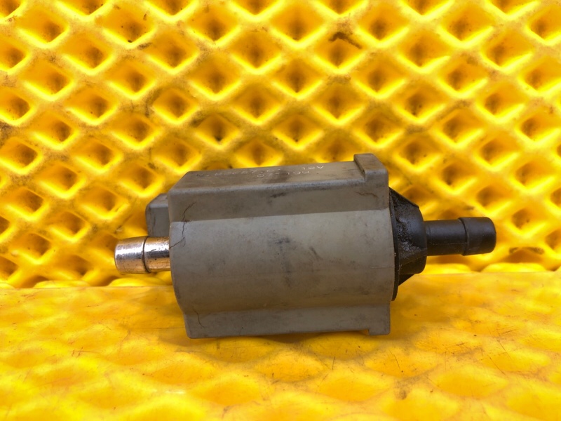 Клапан электромагнитный Porsche Cayenne 2008 957