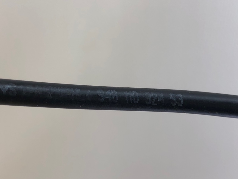 Трубка вакуумная Porsche Cayenne 2008 957