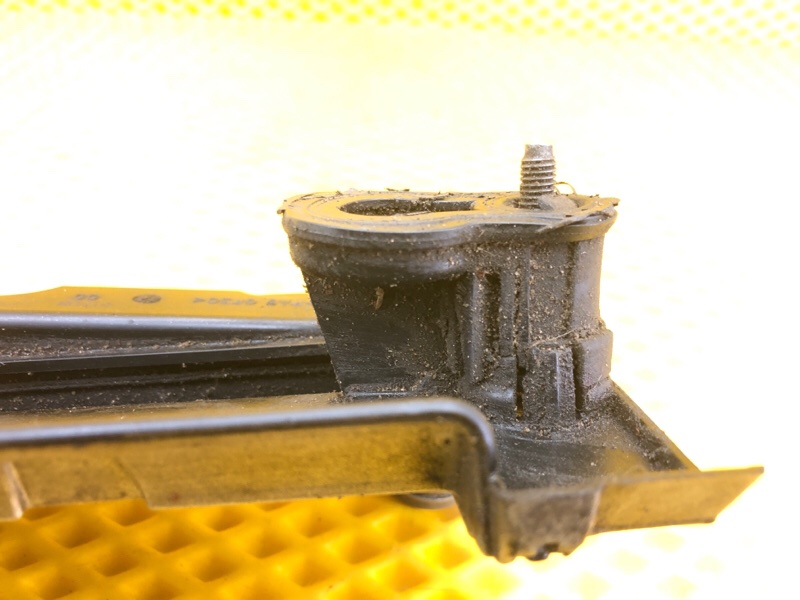 Маслоотделитель Porsche Cayenne 2008 957