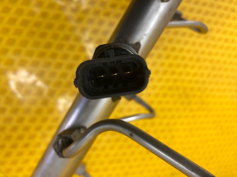 Рейка топливная (рампа) Porsche Cayenne 2008 957