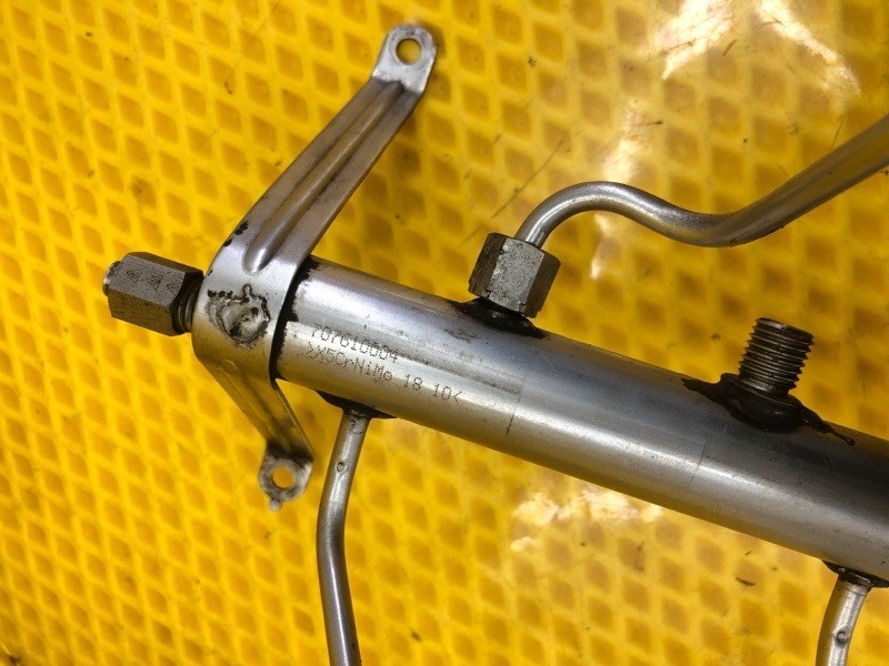 Рейка топливная (рампа) Porsche Cayenne 2008 957