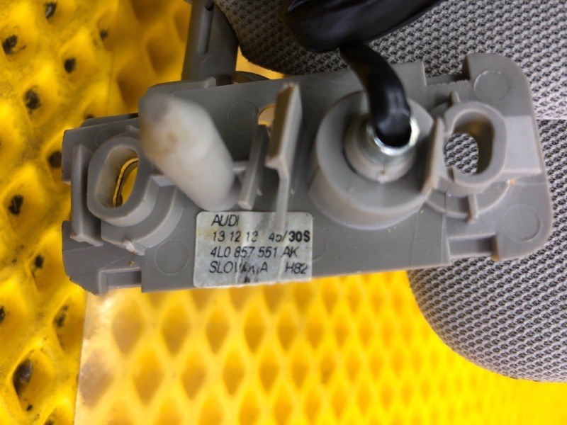 Солнцезащитный козырек левый Audi Q7 2014 4L