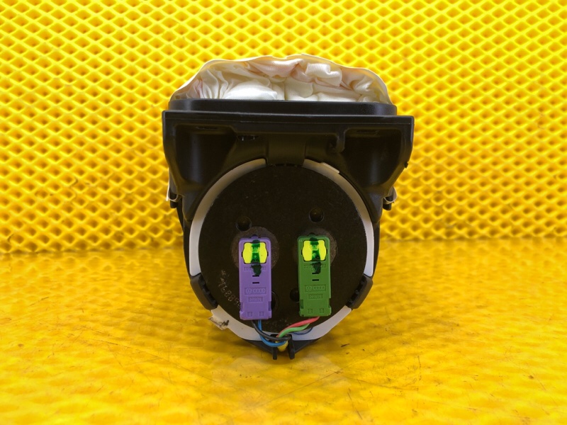 Подушка безопасности пассажира Audi Q7 2014 4L