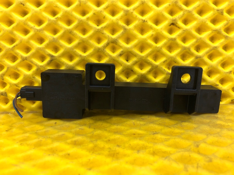 Антенна Audi Q7 2014 4L