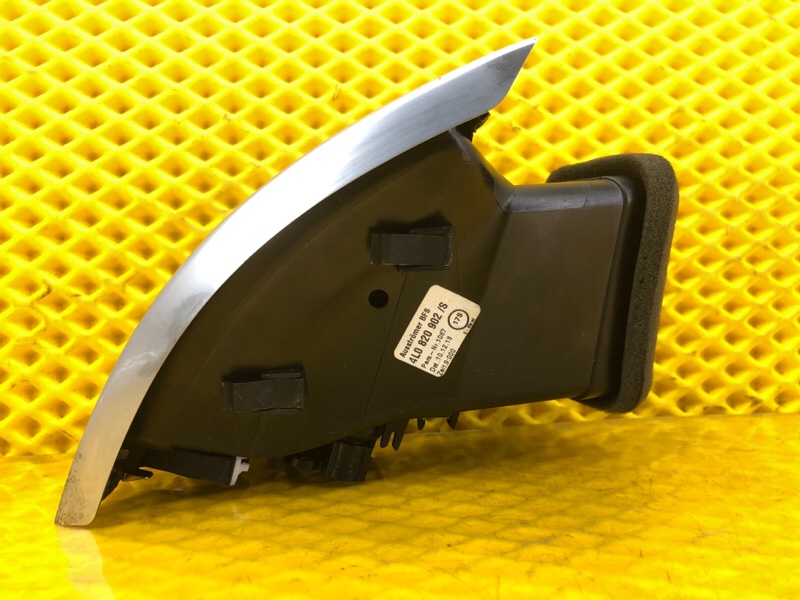 Дефлектор воздушный Audi Q7 2014 4L