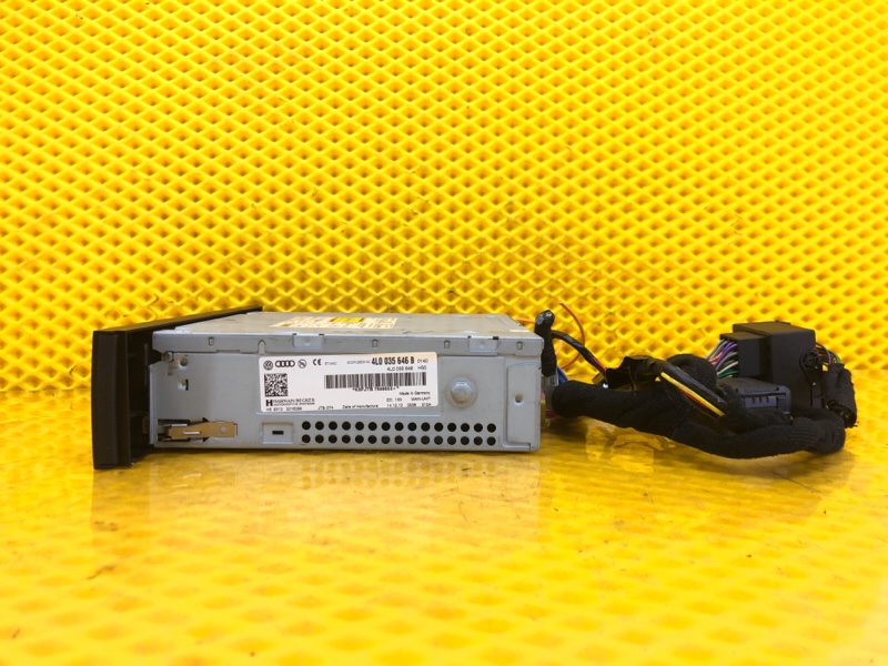 CD-Чейнджер Audi Q7 2014 4L