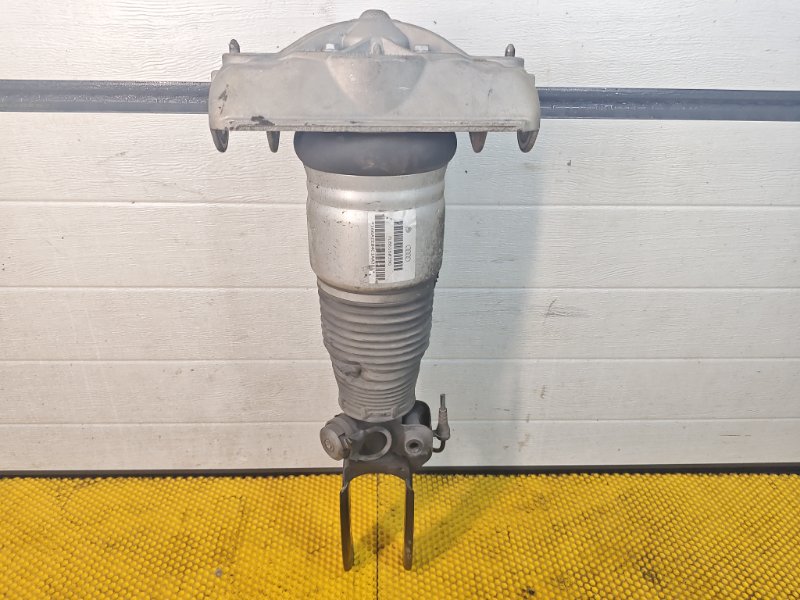 Пневмостойка , амортизатор Audi Q7 2014 4L