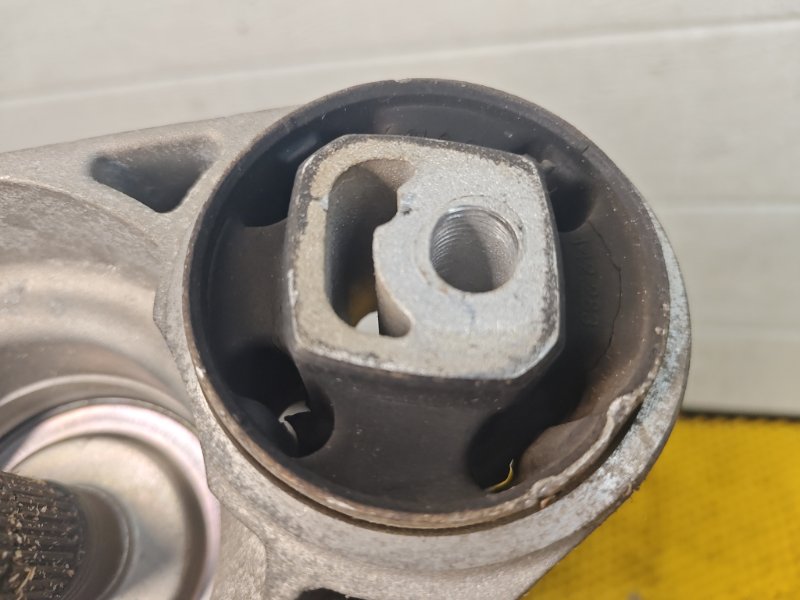 Редуктор переднего моста Audi Q7 2014 4L