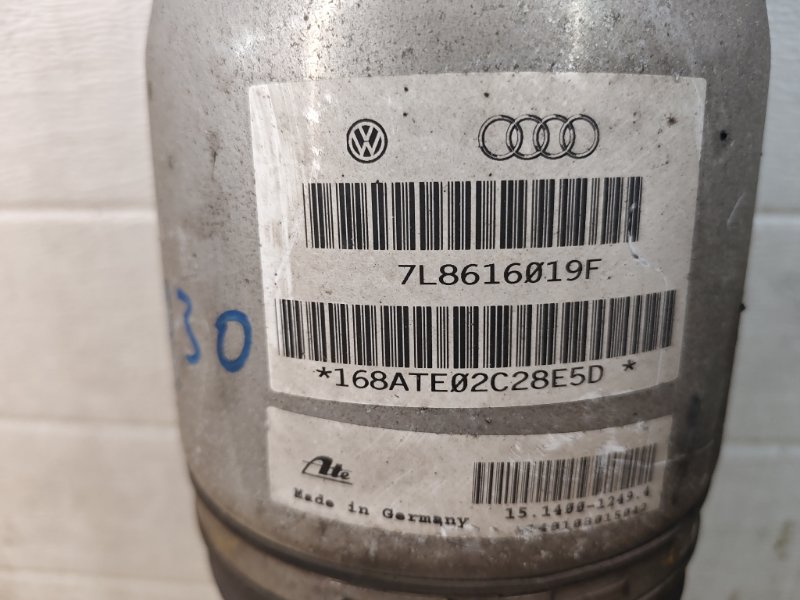 Пневмостойка , амортизатор Audi Q7 2014 4L