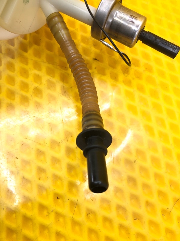 Фланец топливного насоса Audi Q7 2014 4L