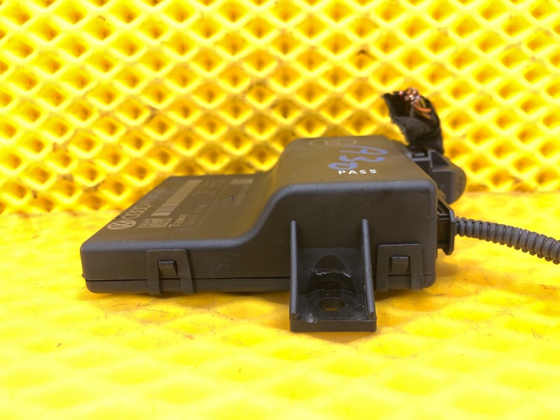 Блок электронный Диагностический Audi Q7 2014 4L