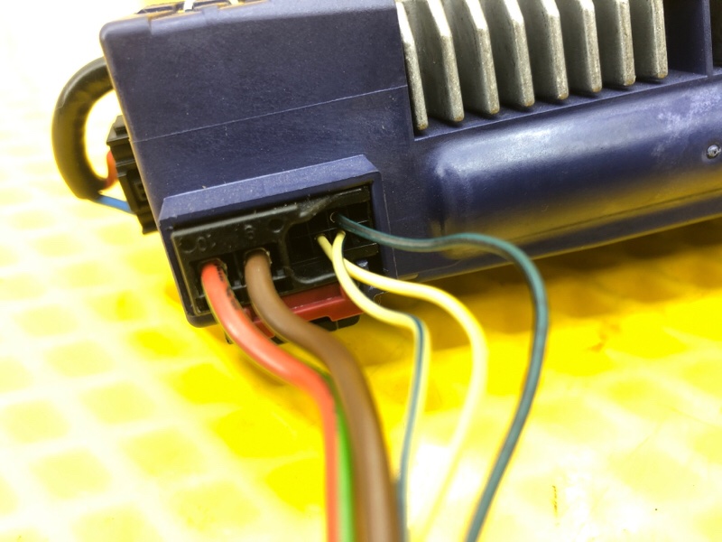 Моторчик крышки багажника Audi Q7 2014 4L