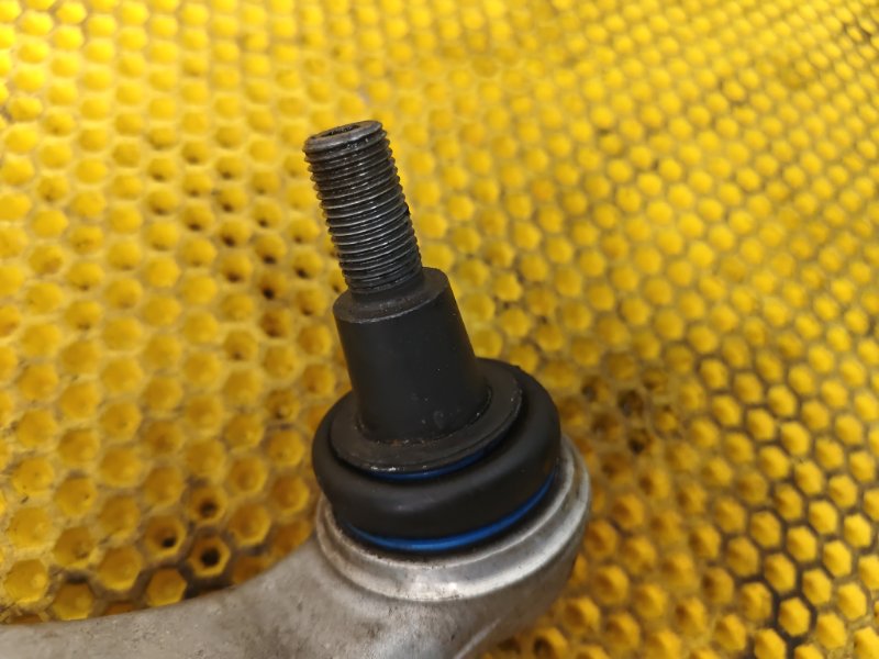 Рычаг передний нижний Audi Q7 2014 4L