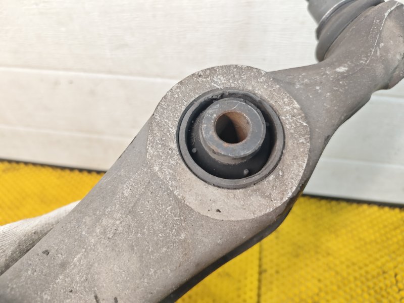 Рычаг передний нижний Audi Q7 2014 4L