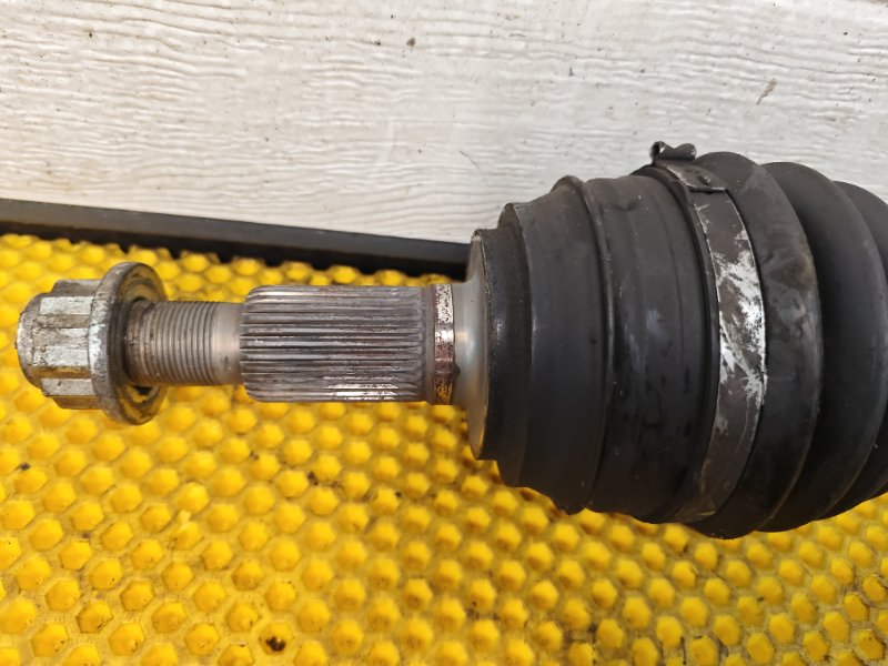 Привод передний Audi Q7 2014 4L