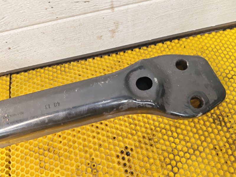 Кронштейн раздатки Audi Q7 2014 4L