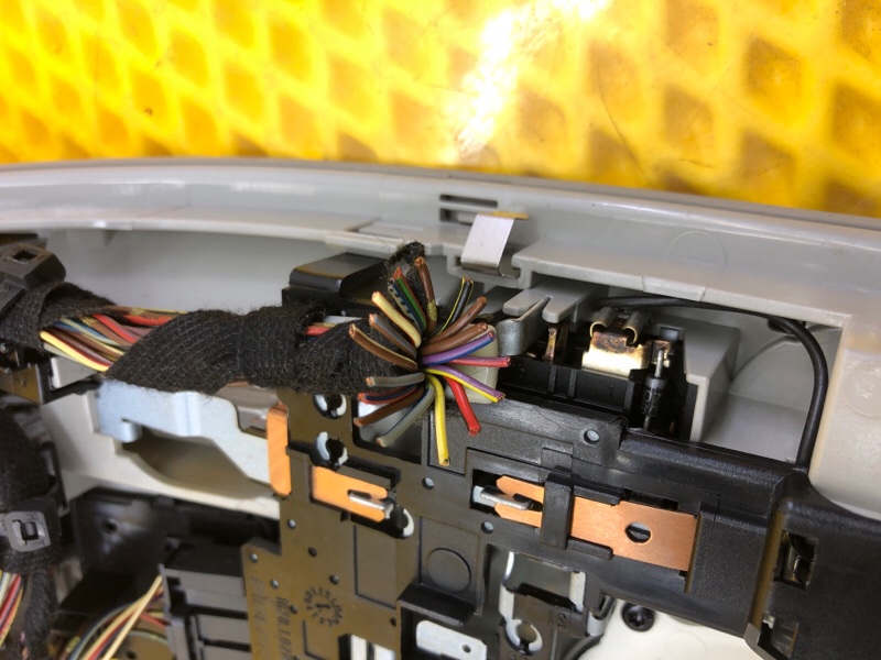 Плафон освещения салона Audi Q7 2014 4L