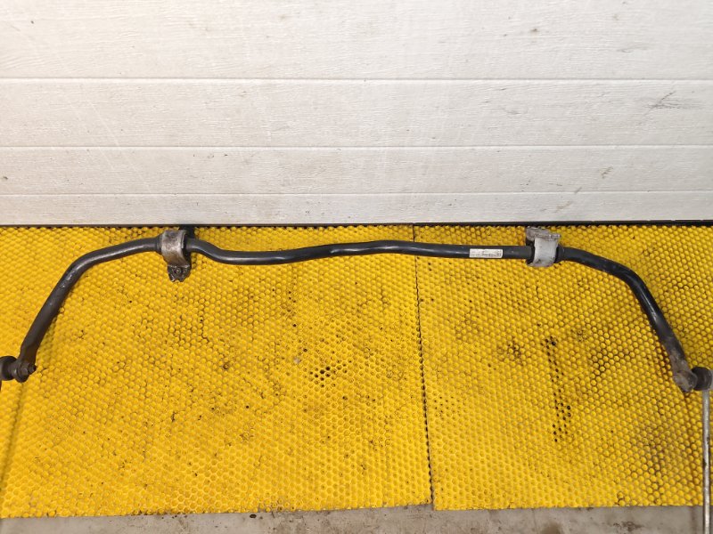 Стабилизатор передний Volkswagen Tiguan