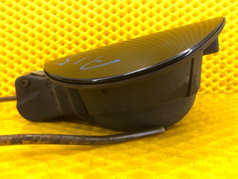 Лючок бензобака Volkswagen Tiguan