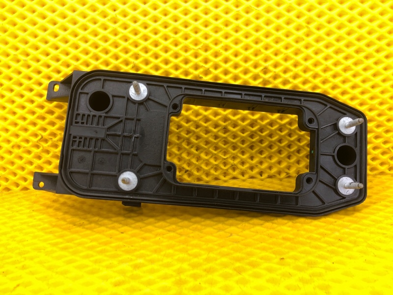 Кронштейн кулисы АКПП Volkswagen Tiguan