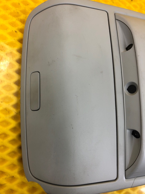 Плафон подсветки салона Volkswagen Tiguan