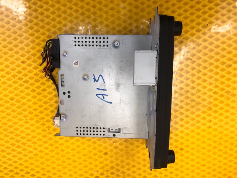 Магнитола Volkswagen Tiguan