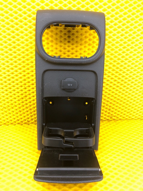 Консоль центральная Volkswagen Tiguan