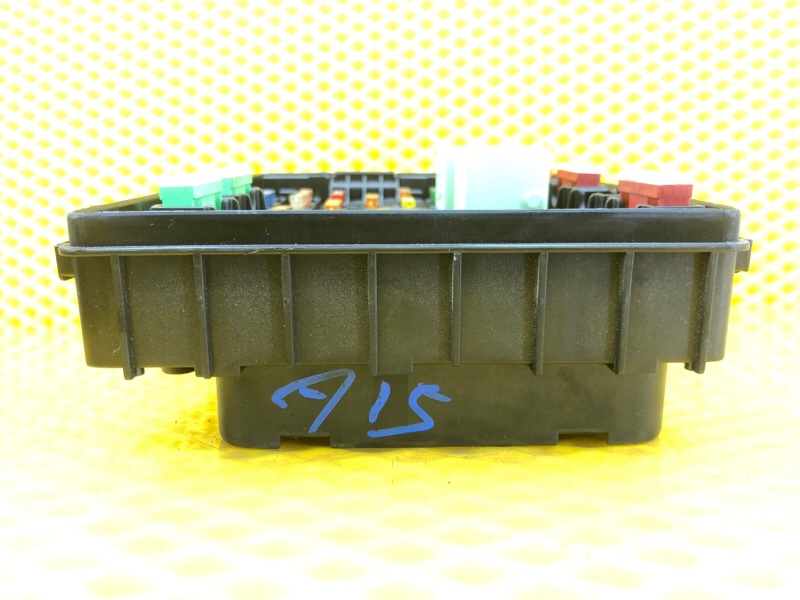 Блок предохранителей Volkswagen Tiguan