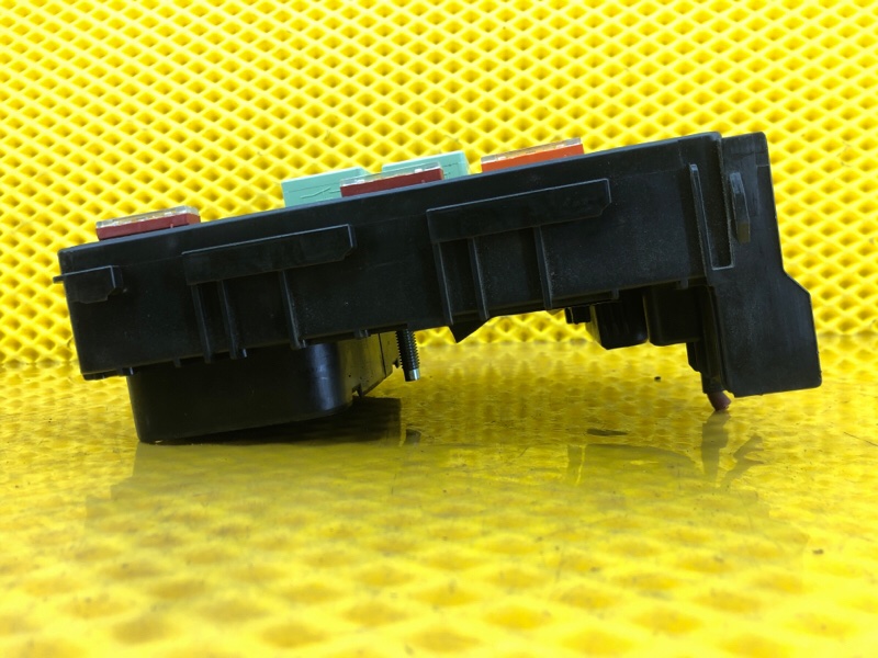 Блок предохранителей Volkswagen Tiguan