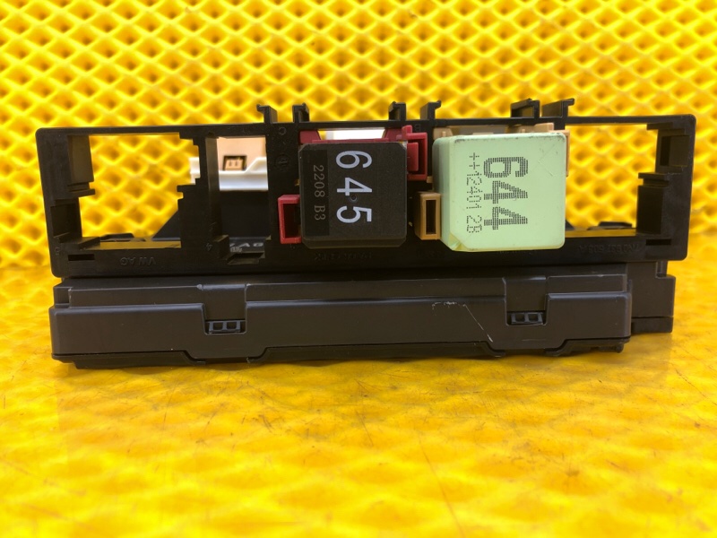 Блок комфорта Volkswagen Tiguan