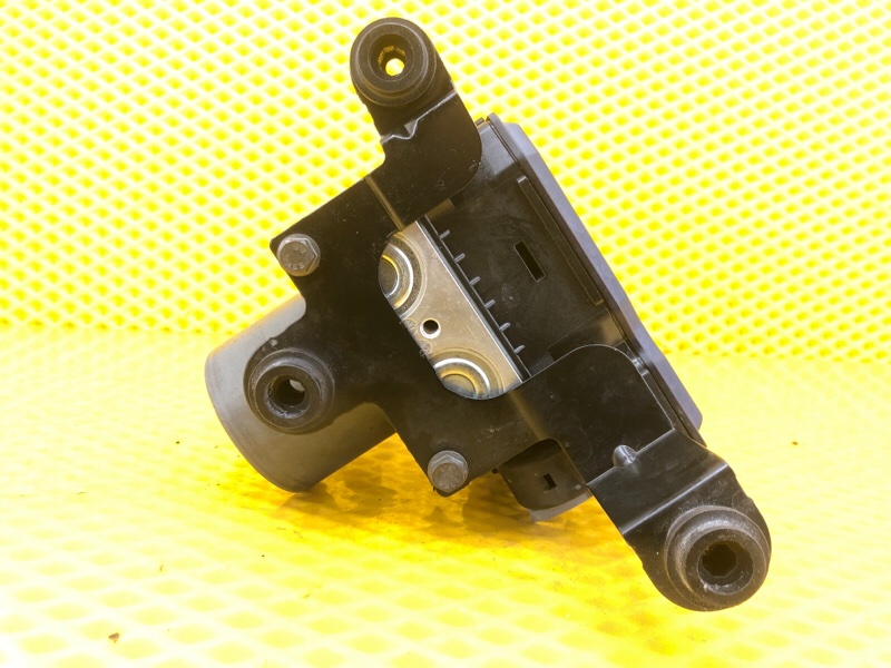 Блок АБС ABS Volkswagen Tiguan