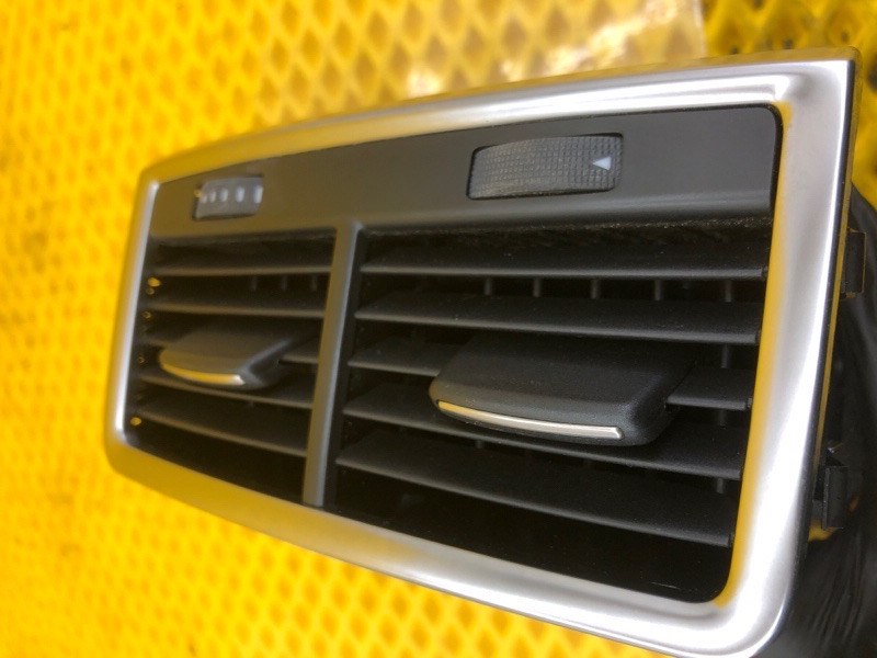 Дефлектор воздушный задний Audi Q7 2014 4L