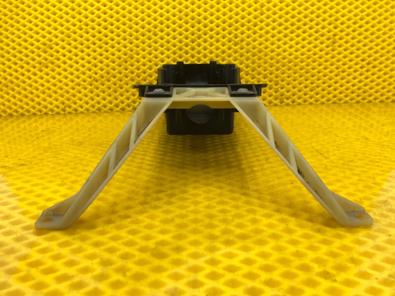 Кронштейн кулисы АКПП Audi Q7 2014 4L