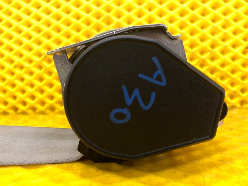 Ремень безопасности задний левый Audi Q7 2014 4L