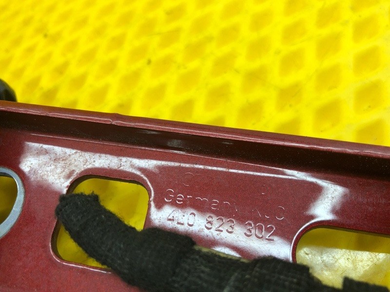 Петля капота правая Audi Q7 2014 4L