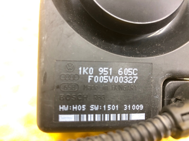 ГУДОК СИРЕНА СИГНАЛИЗАЦИИ Audi Q7 2014 4L