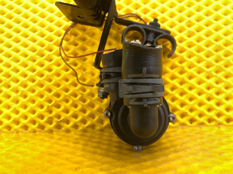 Насос водяной дополнительный , помпа Audi Q7 2014 4L