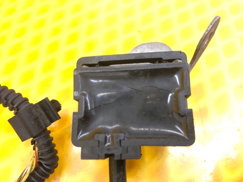 Датчик ускорения Audi Q7 2014 4L