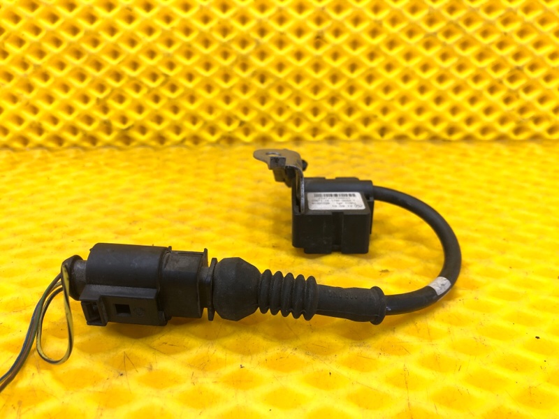 Датчик ускорения Audi Q7 2014 4L