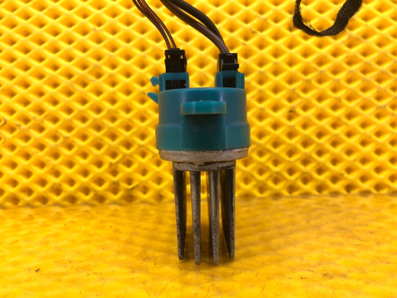 Резистор отопителя Audi Q7 2014 4L