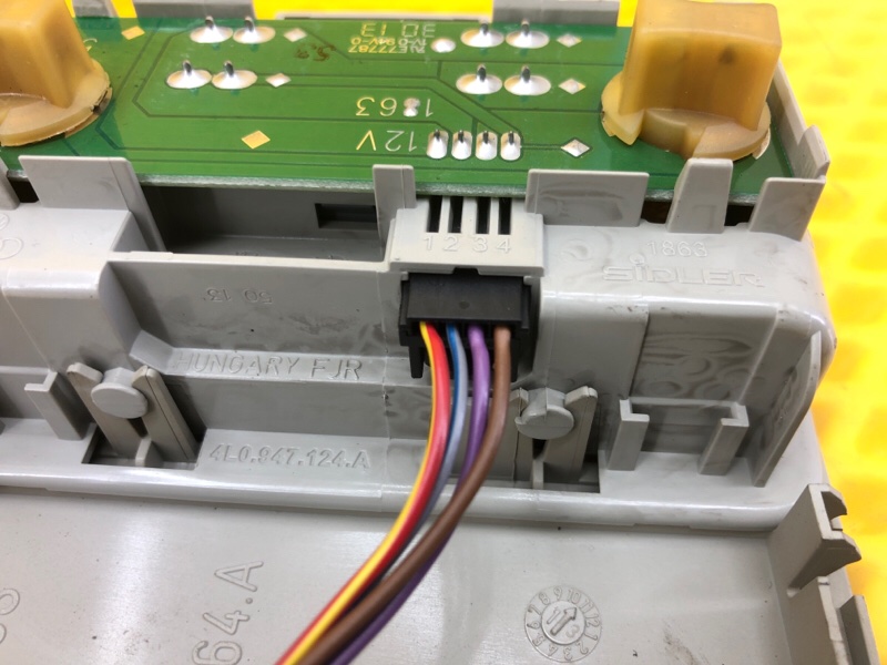 Плафон салона задний Audi Q7 2014 4L